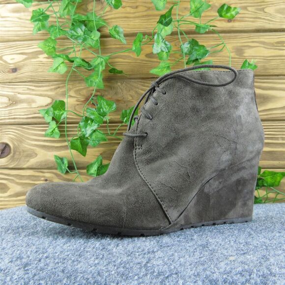 Clarks  Women Ankle Boots Brown Leather Lace Up Size 10 Medium - Picture 1 of 9